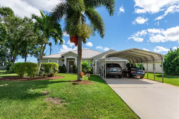 Port Saint Lucie, FL 34953,1817 SW Davis ST