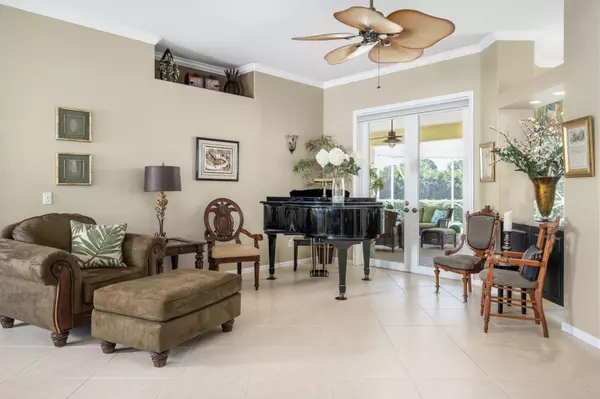 Vero Beach, FL 32968,1125 SW 45th CT