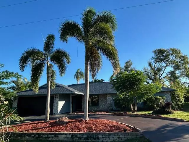 4905 Eagle DR, Fort Pierce, FL 34951