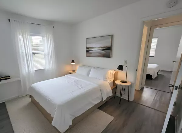 Riviera Beach, FL 33404,664 W 2nd ST