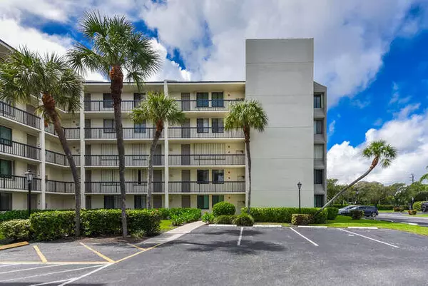 Jupiter, FL 33477,1605 S Us Highway 1 M1-201