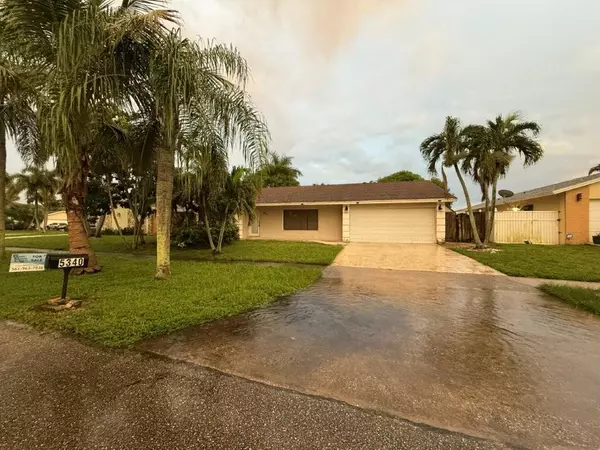 5340 Guildcrest ST, Lake Worth, FL 33463