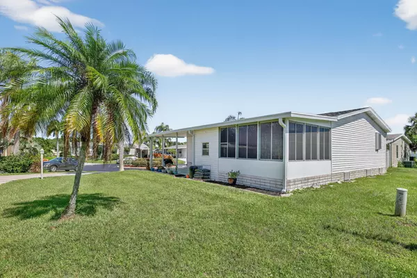 490 Pelican Shoal PL G-16, Fort Pierce, FL 34982