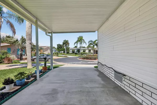 Fort Pierce, FL 34982,490 Pelican Shoal PL G-16