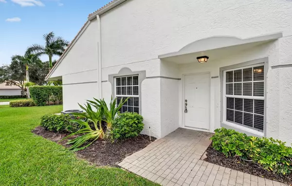 Boynton Beach, FL 33472,8624 Logia CIR
