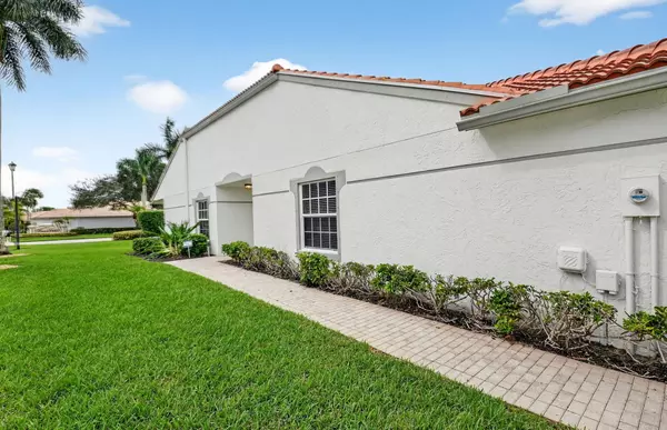 Boynton Beach, FL 33472,8624 Logia CIR