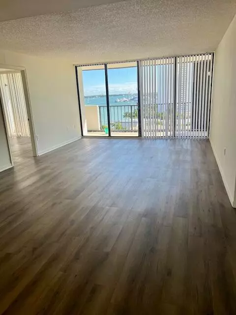 West Palm Beach, FL 33407,5600 N Flagler DR 1110