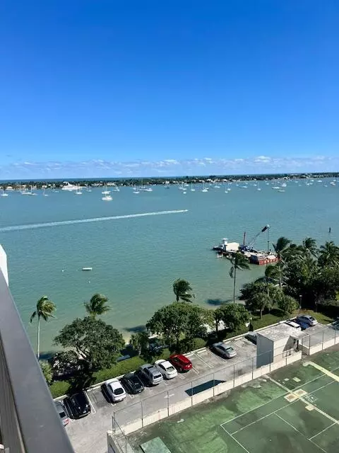 West Palm Beach, FL 33407,5600 N Flagler DR 1110