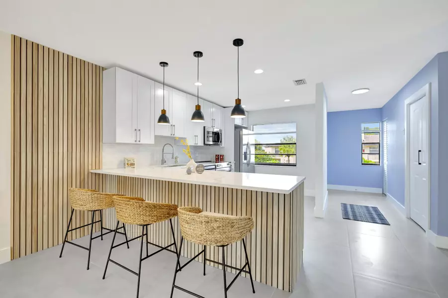 7898 Eastlake DR 7d, Boca Raton, FL 33433