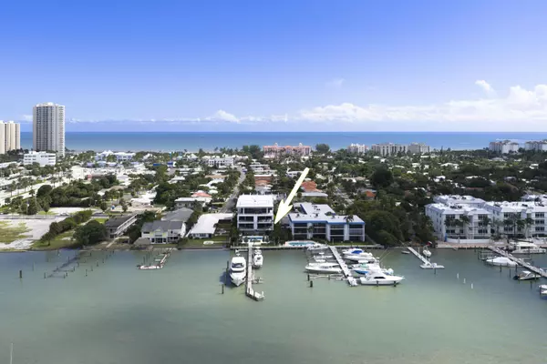 Singer Island, FL 33404,2323 Lake DR 201