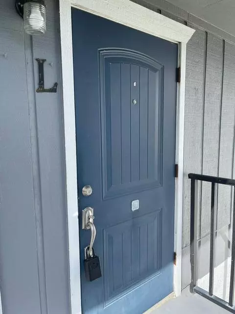 Fort Pierce, FL 34950,1180 Carlton CT 204b