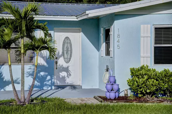 Vero Beach, FL 32966,1845 79th AVE