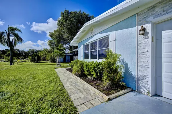 Vero Beach, FL 32966,1845 79th AVE