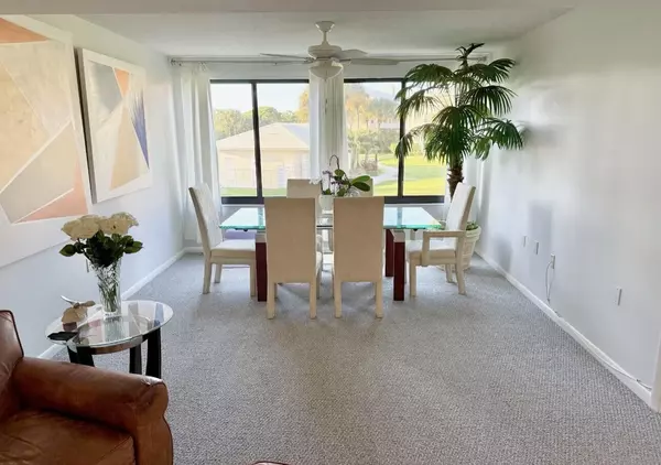 West Palm Beach, FL 33409,3501 Village BLVD 204