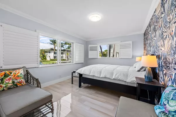 Highland Beach, FL 33487,1024 Bel Air DR 2