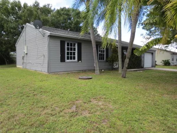 Port Saint Lucie, FL 34952,3165 SE East Blackwell DR