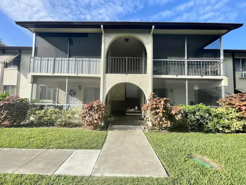 5839 La Pinata BLVD C1, Greenacres, FL 33463