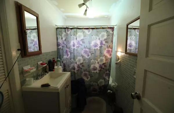 Fort Pierce, FL 34946,225 Euclid ST