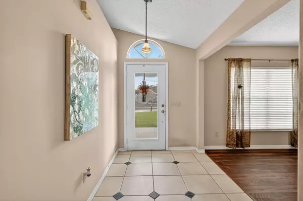 Port Saint Lucie, FL 34953,1465 SW Dow LN