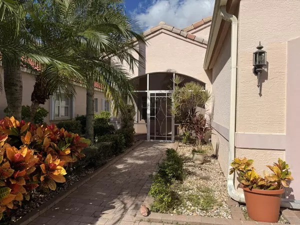 Port Saint Lucie, FL 34986,633 NW Whitfield WAY