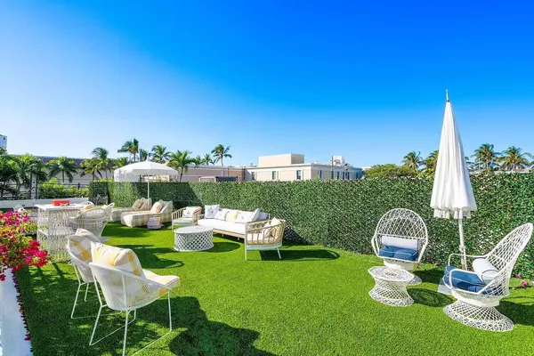 Palm Beach, FL 33480,162 Peruvian AVE