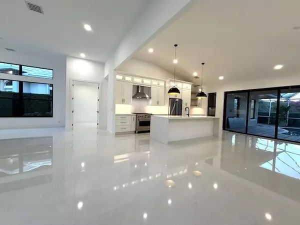 Palm Beach Gardens, FL 33418,123 Victoria Bay CT