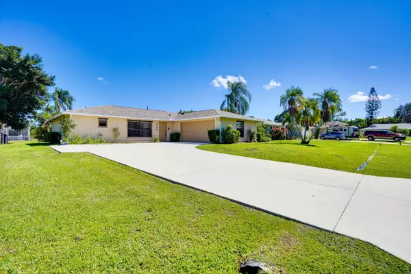 Port Saint Lucie, FL 34952,1248 SE Palm Beach RD