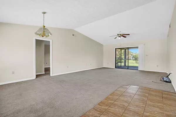 Port Saint Lucie, FL 34952,1248 SE Palm Beach RD