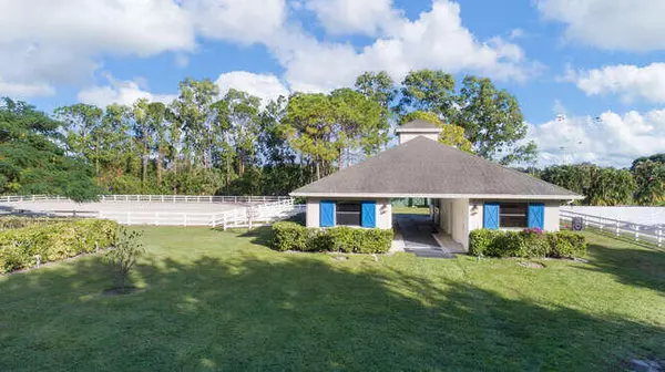 Wellington, FL 33414,2760 Appaloosa TRL Barn