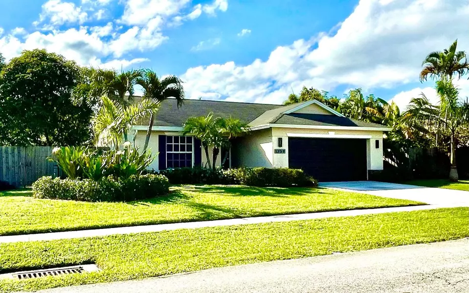 1259 Denlow LN, Royal Palm Beach, FL 33411