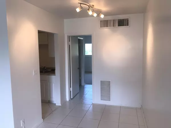 Boynton Beach, FL 33435,2309 S Federal HWY 14