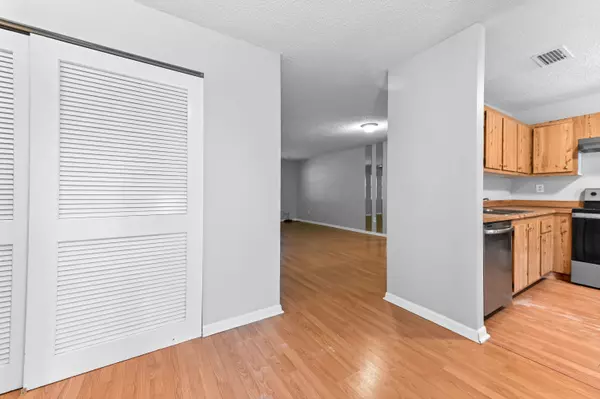 Royal Palm Beach, FL 33411,81 Westecunk DR
