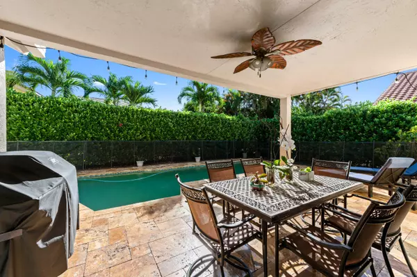 Boca Raton, FL 33428,22320 Holcomb PL