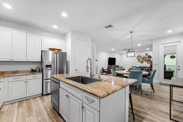 Jupiter, FL 33458,1056 Community DR