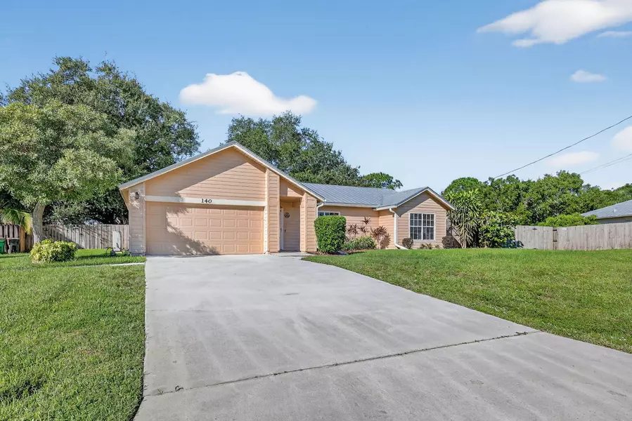 140 SW Klee CIR, Port Saint Lucie, FL 34953