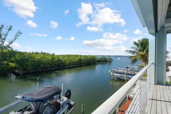 Jensen Beach, FL 34957,10851 S Ocean DR 84