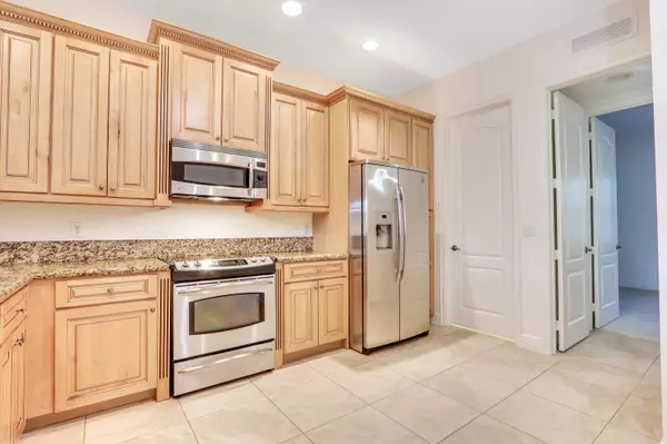 Palm Beach Gardens, FL 33418,4505 S Artesa WAY