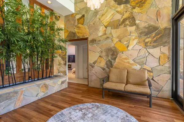 Boca Raton, FL 33431,2903 NW Banyan Boulevard CIR