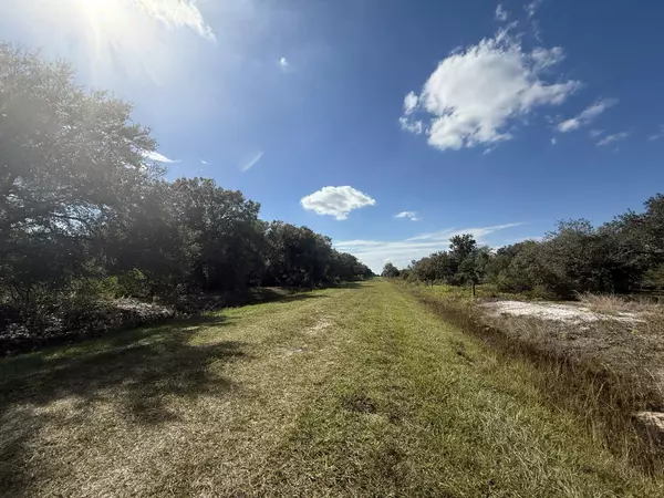 Okeechobee, FL 34972,17129 NW 286th ST