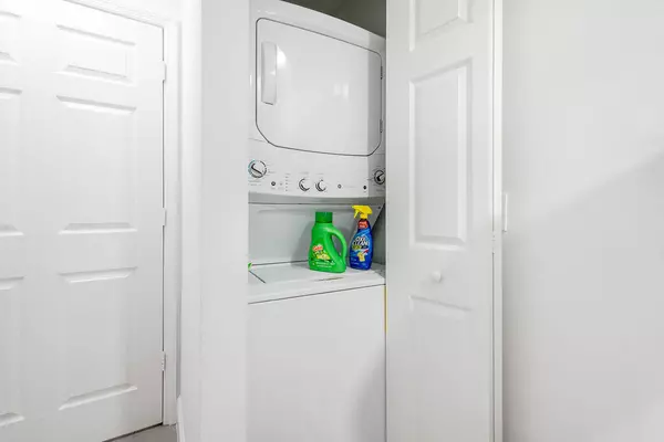 Royal Palm Beach, FL 33411,147 Granada ST