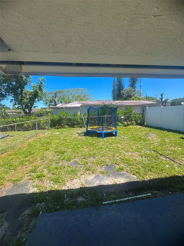 Fort Lauderdale, FL 33311,2647 NW 20th ST