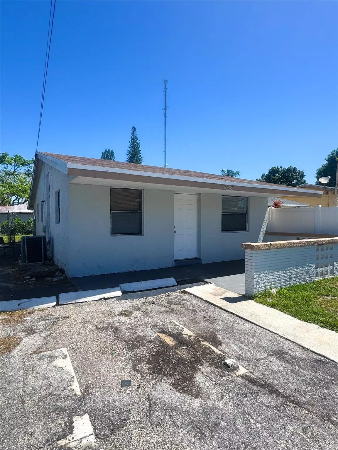 Fort Lauderdale, FL 33311,2647 NW 20th ST