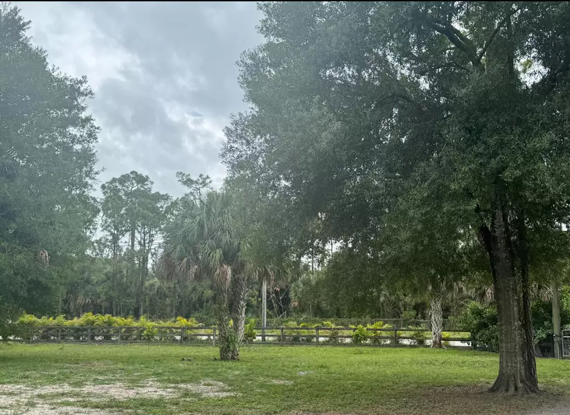 13119 Collecting Canal Rd RD, Loxahatchee Groves, FL 33470