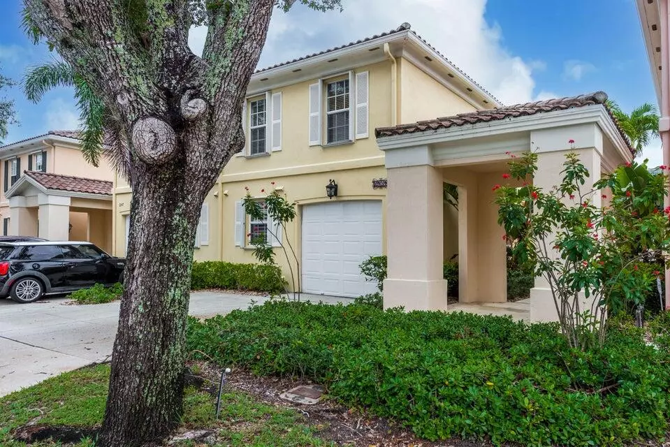 West Palm Beach, FL 33411,2151 Tigris DR