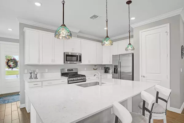 Port Saint Lucie, FL 34984,745 SE Bloomfield RD