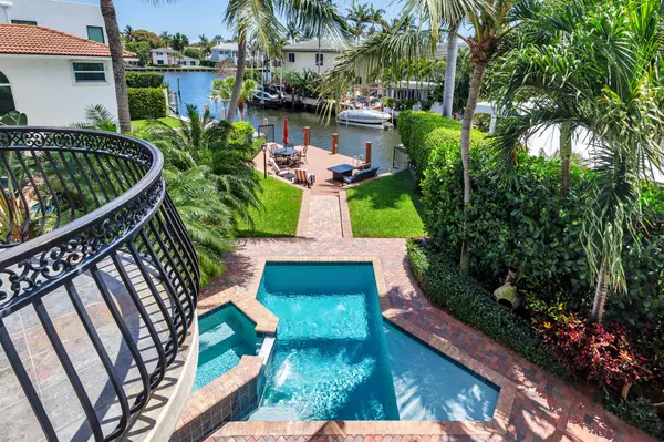 Delray Beach, FL 33483,702 SE 7th ST