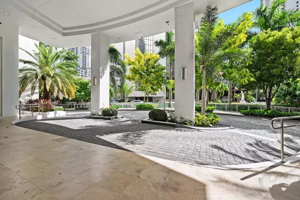 Miami, FL 33131,951 Brickell Avenue 400