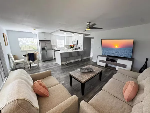 Delray Beach, FL 33446,161 Monaco D