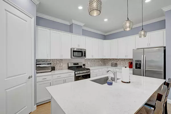 Port Saint Lucie, FL 34984,732 SE Bloomfield RD