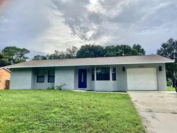 Port Saint Lucie, FL 34953,1932 SW Capri ST
